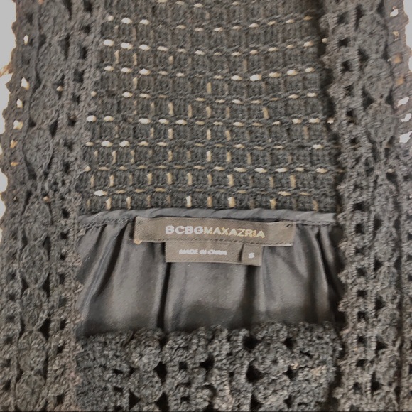 BCBG MaxAzria black Silk and crochet tank - Picture 6 of 8